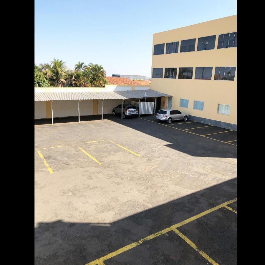 Flip Palace Hotel Buriti Alegre Exterior photo